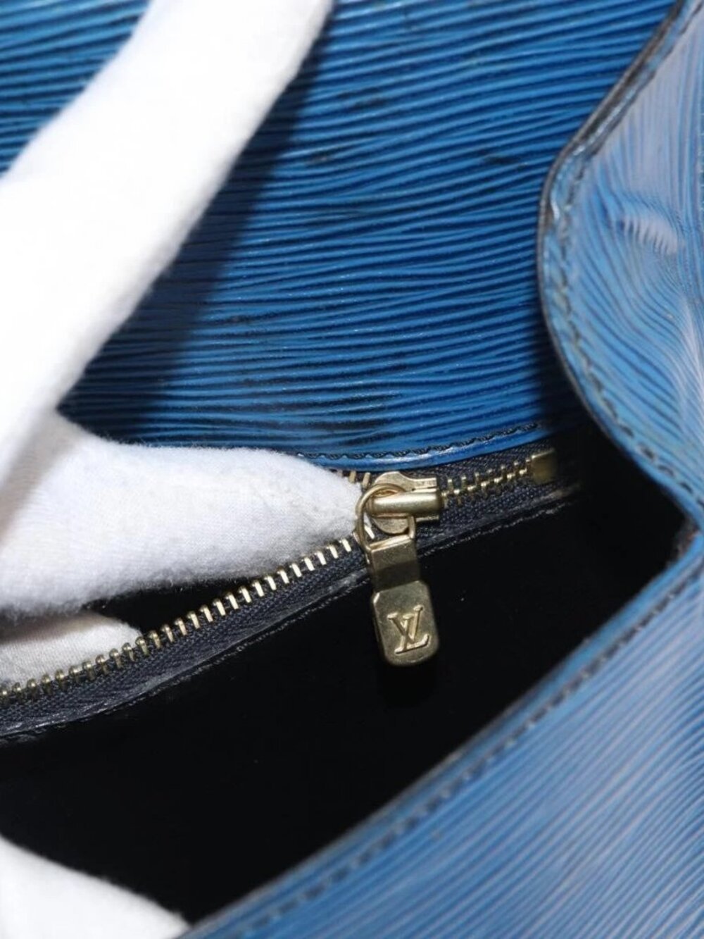 LOUIS VUITTON Epi Saint Cloud GM Shoulder Bag Toledo Blue M52195 LV Auth 163371 - Picture 12 of 16